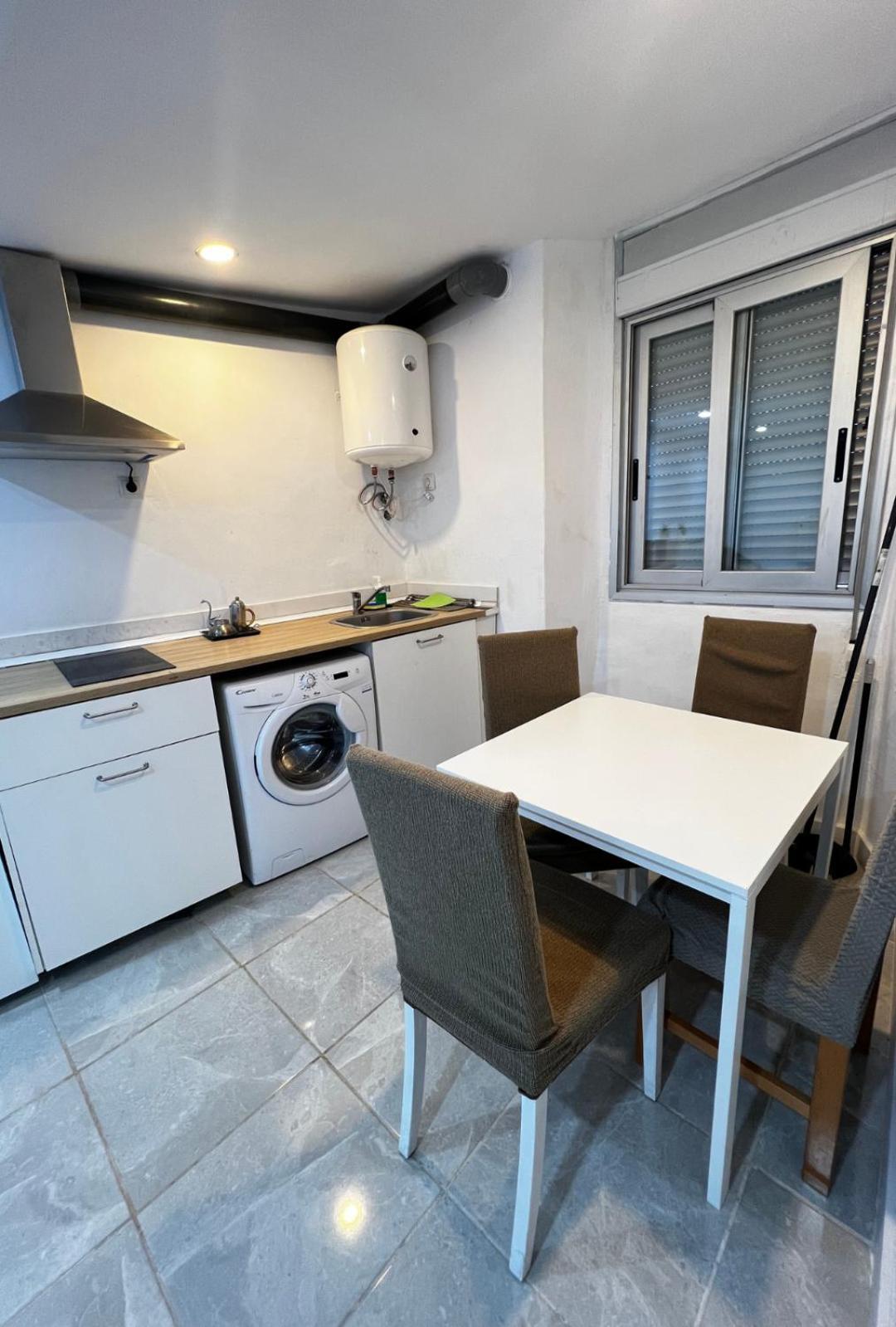 Ferienwohnung Apartamento Centrico Economico En Berga P1 Exterior foto